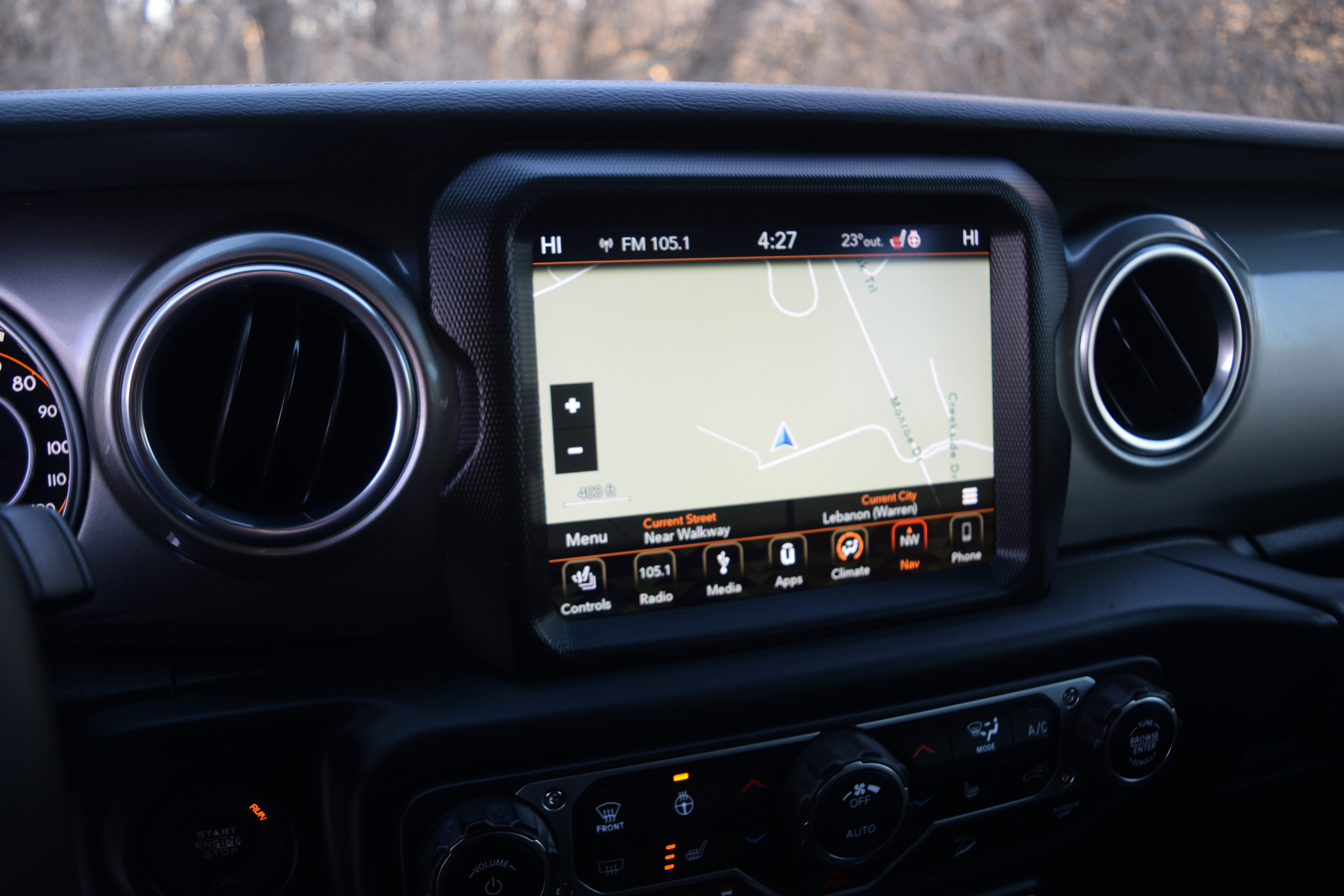 Used 2018 Jeep Wrangler Unlimited Sahara image 9