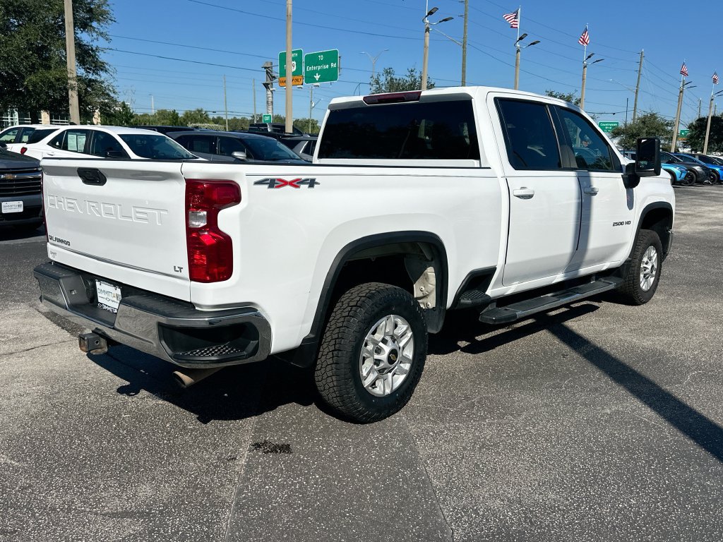 Used 2025 Chevrolet Silverado 2500 LT w/ Convenience Package AWD/4WD image 5