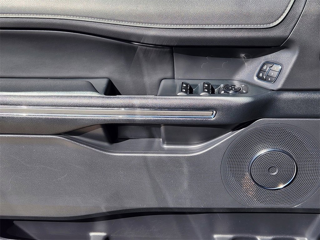 Used 2024 Ford Expedition Max XLT image 24