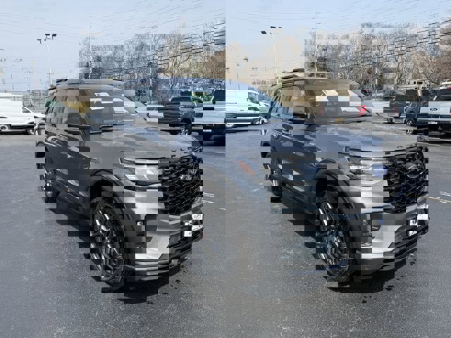 New 2026 Ford Explorer ST w/ Sun And Sound Package