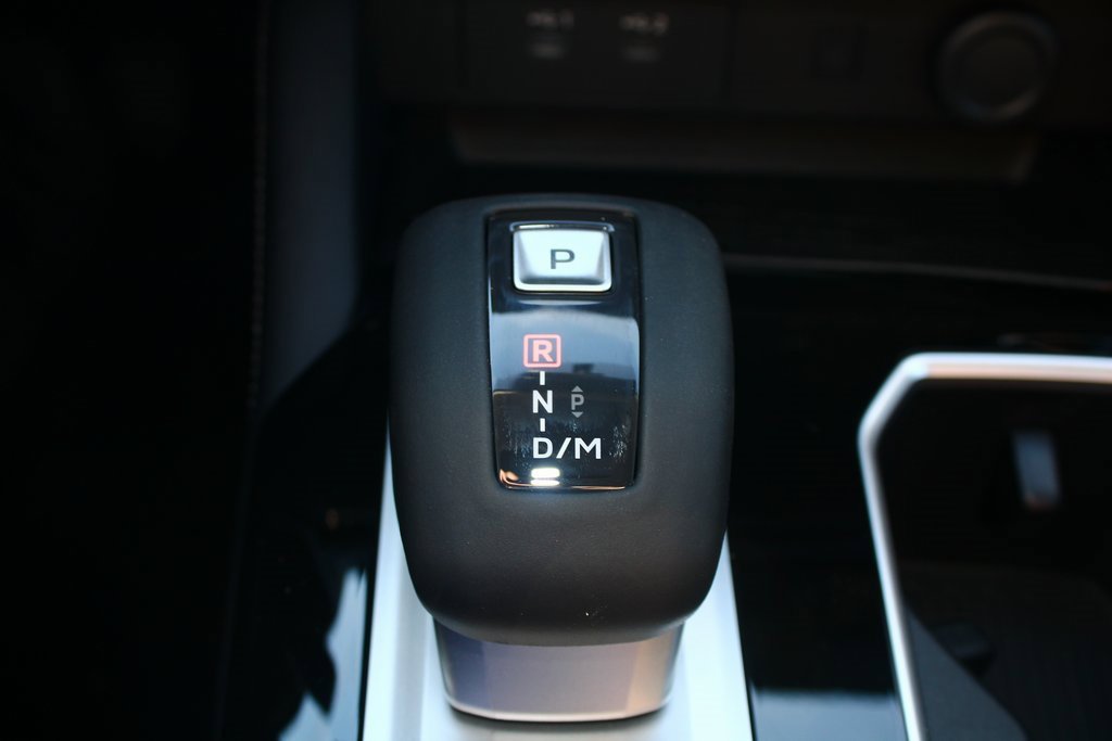 New 2026 Mitsubishi Outlander SE image 19