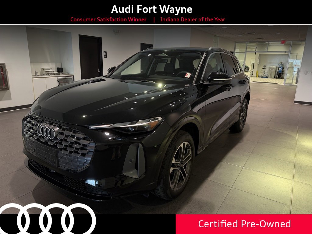 Used 2025 Audi Q5 Premium w/ Convenience Package