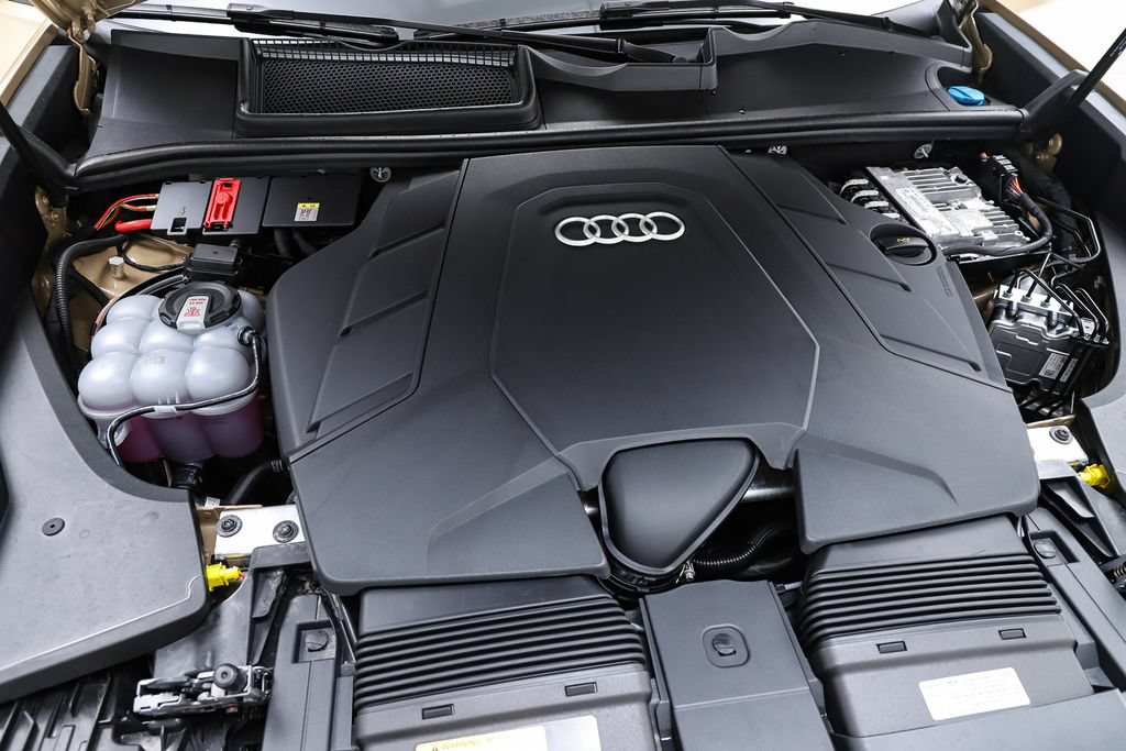 Used 2025 Audi Q8 Premium Plus AWD/4WD image 55