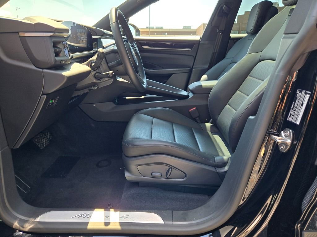 Certified 2024 Porsche Macan 4 Electric image 21