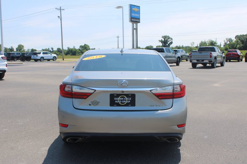 Used 2018 Lexus ES 350 w/ Luxury Package w/Wood Trim FWD image 8