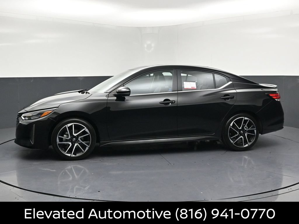 Certified 2025 Nissan Sentra SR w/ SR Premium Package FWD image 2