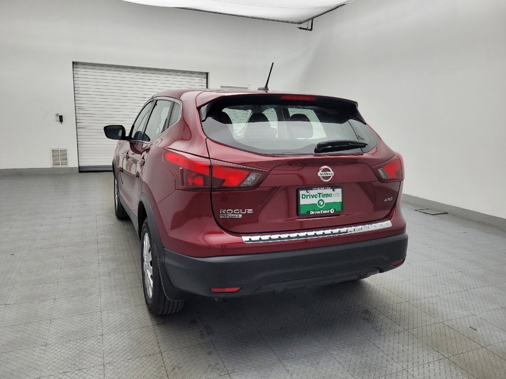 Used 2019 Nissan Rogue Sport S image 6