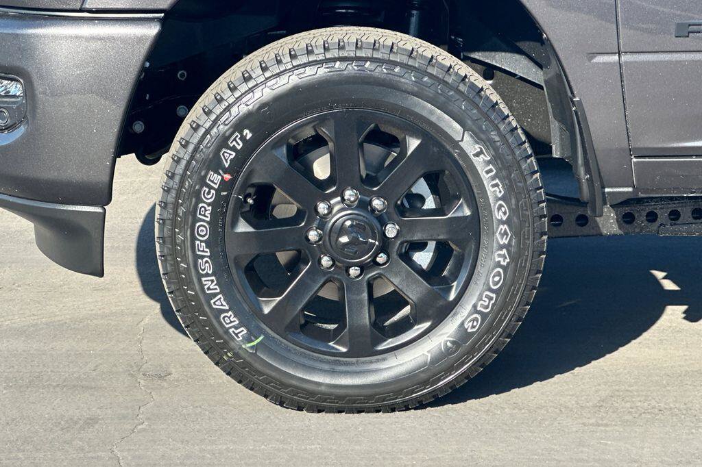 New 2026 RAM 2500 Big Horn AWD/4WD image 24
