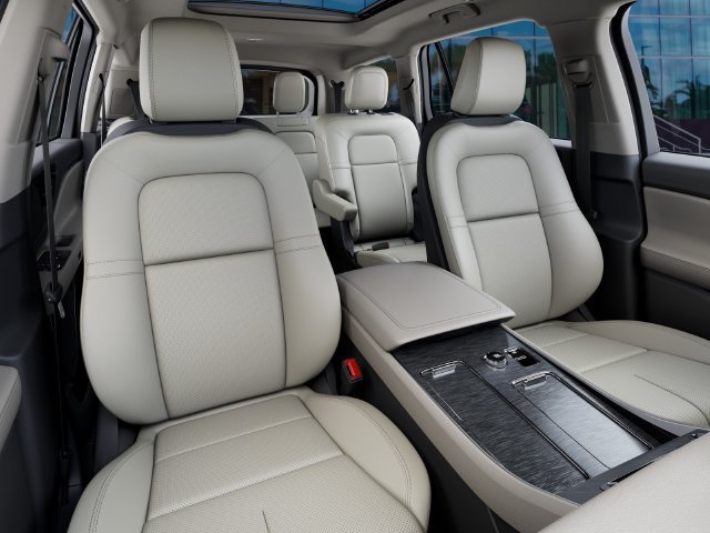 New 2027 Lincoln Aviator 2WD image 10