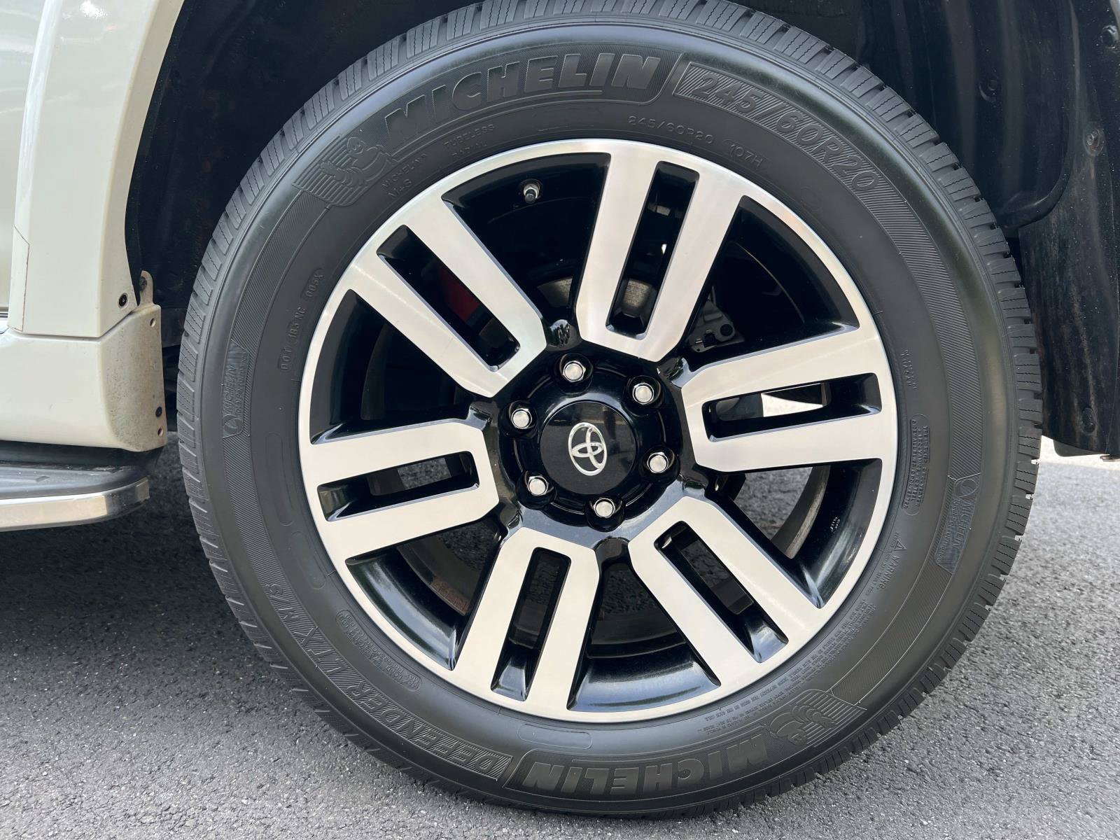 Used 2021 Toyota 4Runner Limited RWD image 19