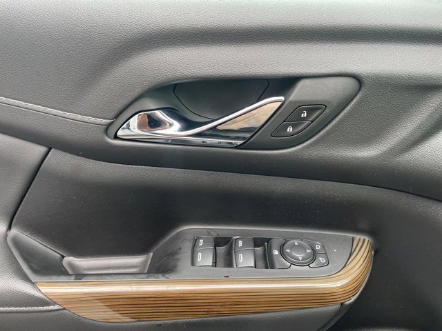 Used 2023 GMC Acadia SLE w/ Driver Convenience Package image 15