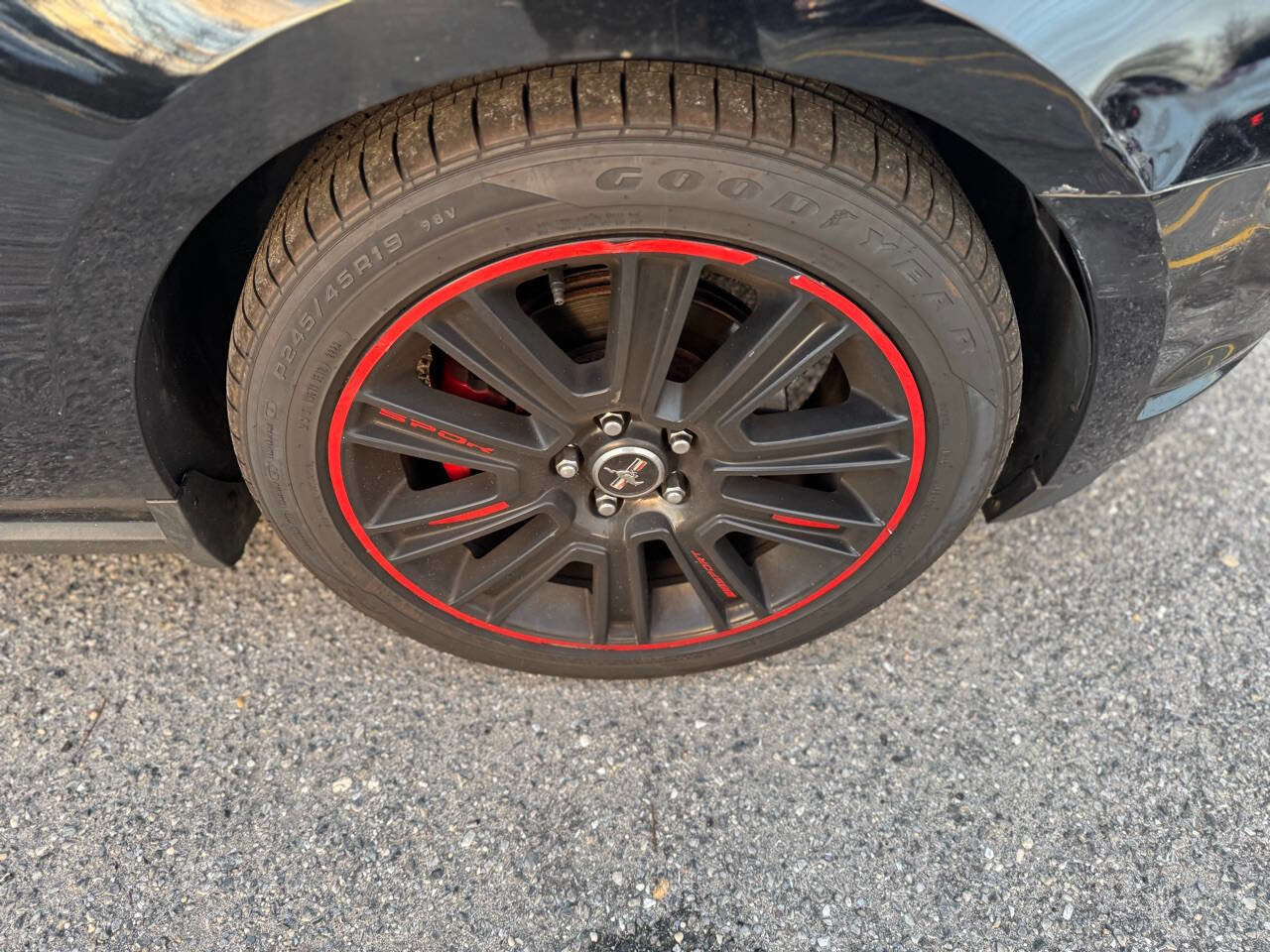 Used 2010 Ford Mustang GT Premium image 49