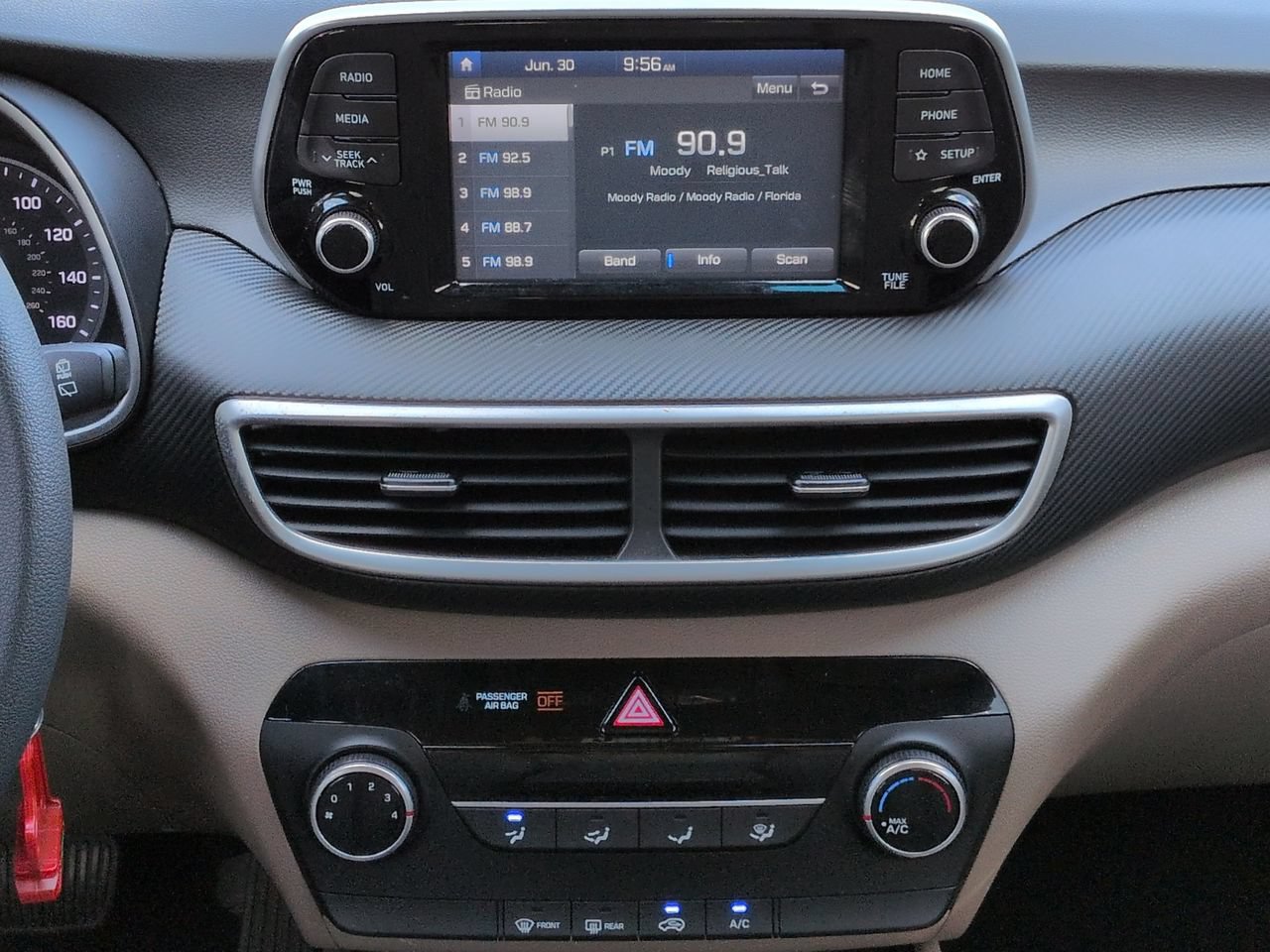 Used 2019 Hyundai Tucson SE FWD image 18