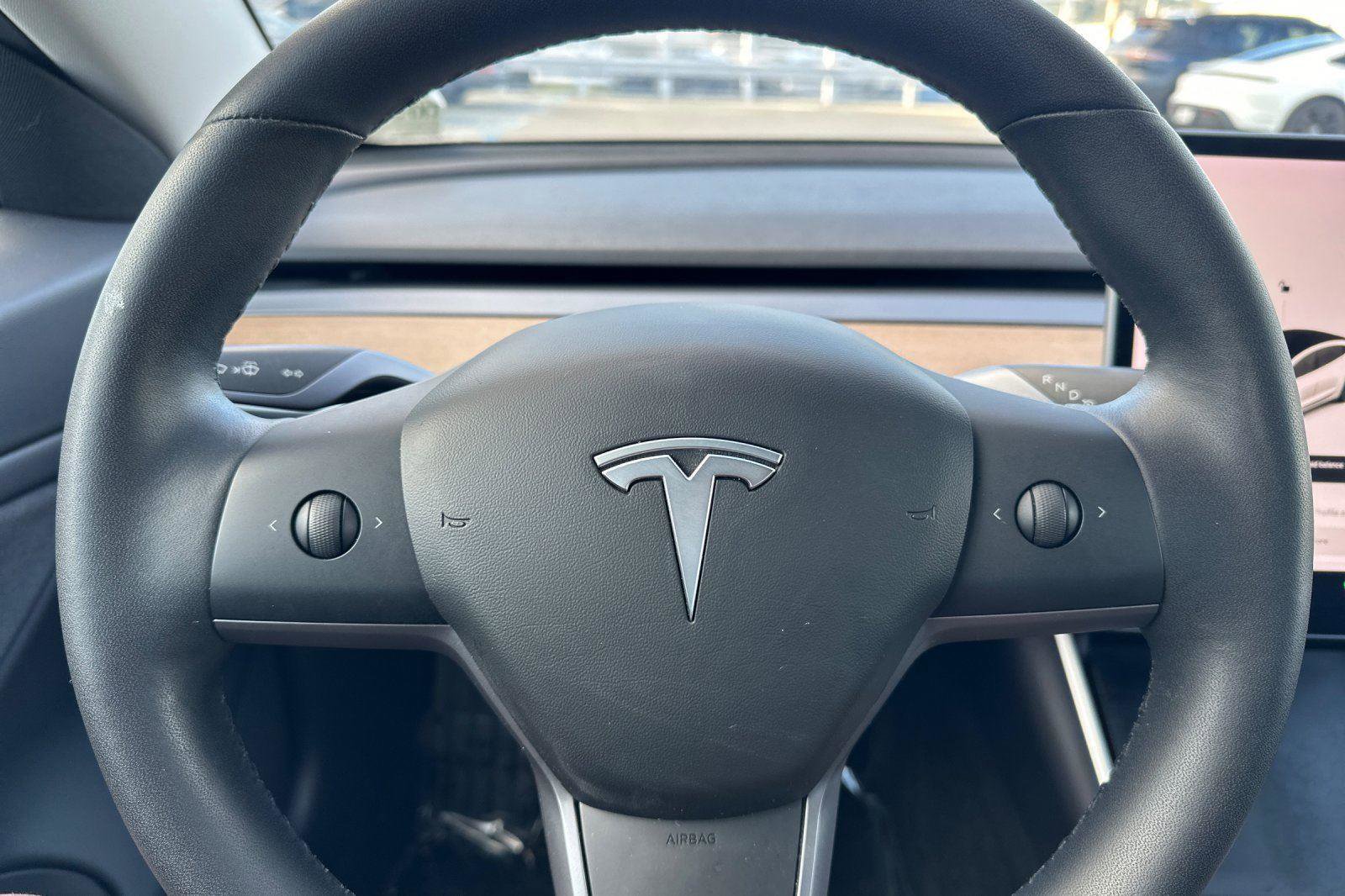 Used 2019 Tesla Model 3 Long Range image 21