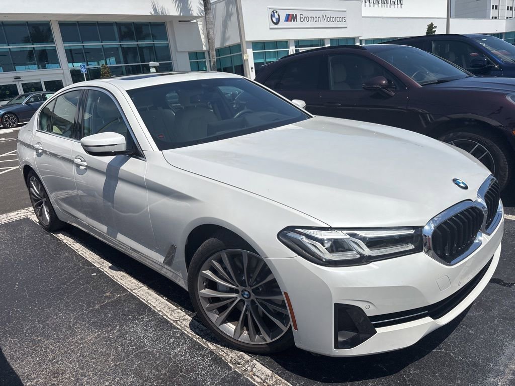Used 2023 BMW 540i w/ Premium Package image 8
