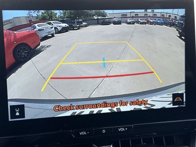 Used 2026 Toyota Corolla Cross XLE FWD image 18