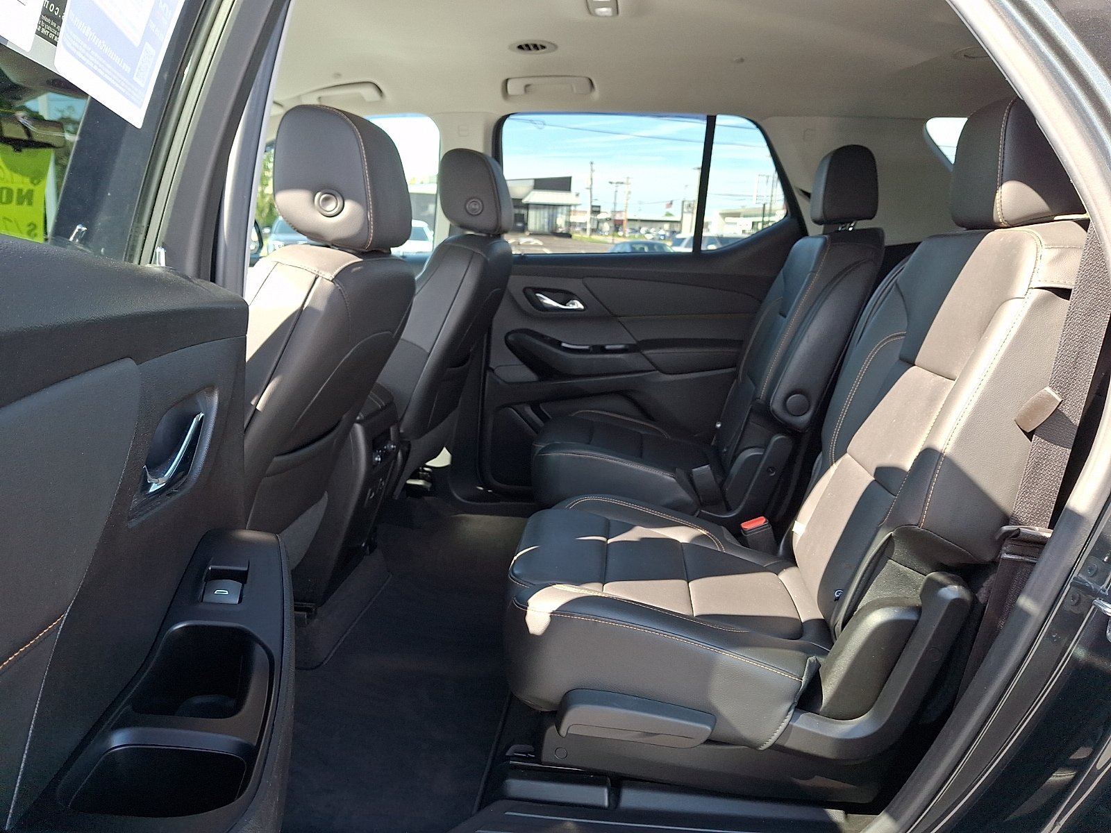 Used 2019 Chevrolet Traverse LT w/ LT Premium Package AWD/4WD image 10