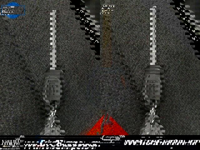 Used 2023 Chevrolet Express 2500 w/ Driver Convenience Package image 5