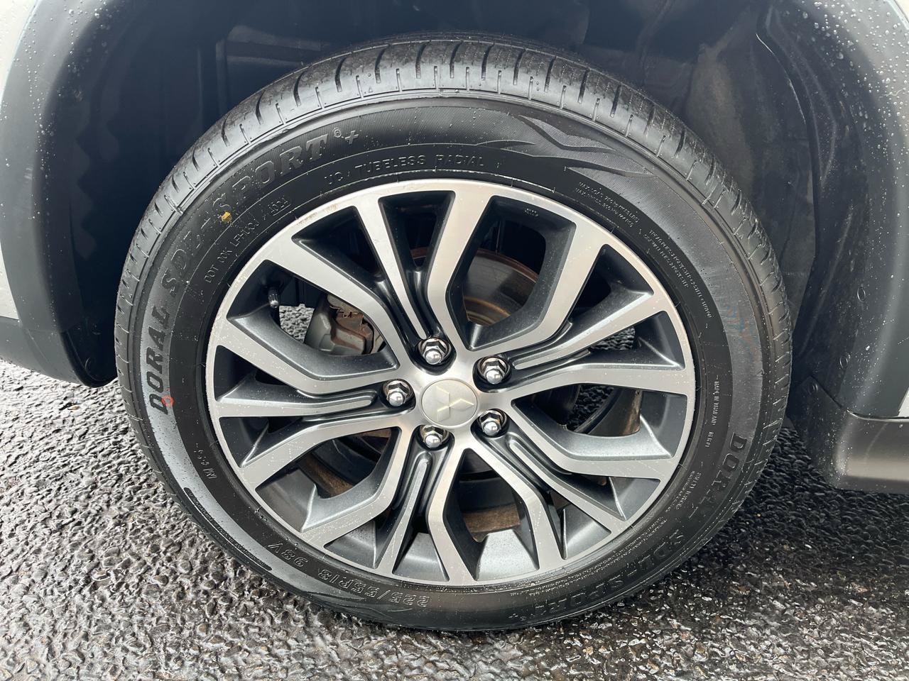 Used 2018 Mitsubishi Outlander Sport ES FWD image 14