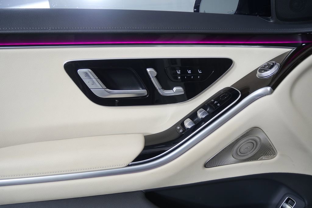 Used 2022 Mercedes-Benz S 500 4MATIC image 8