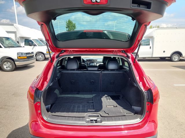 Used 2018 Nissan Rogue Sport SL w/ SL Premium Package FWD image 31