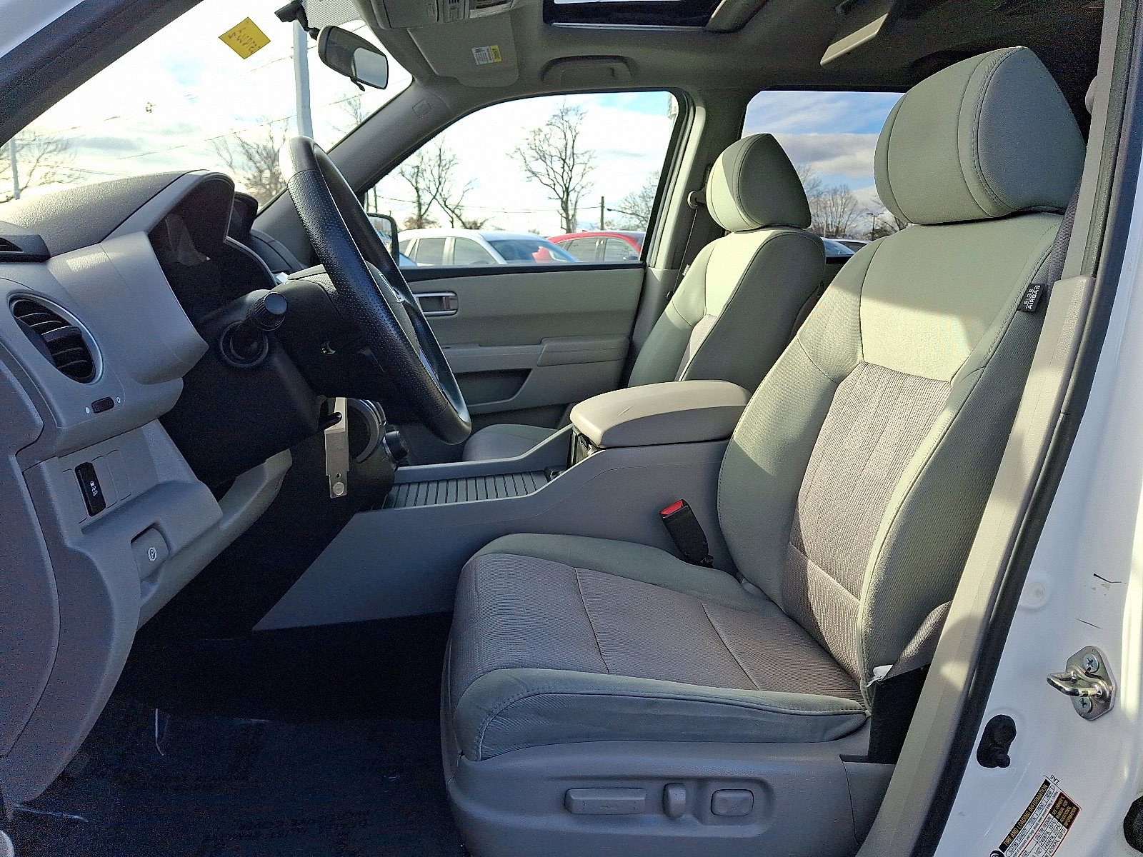 Used 2015 Honda Pilot SE image 14