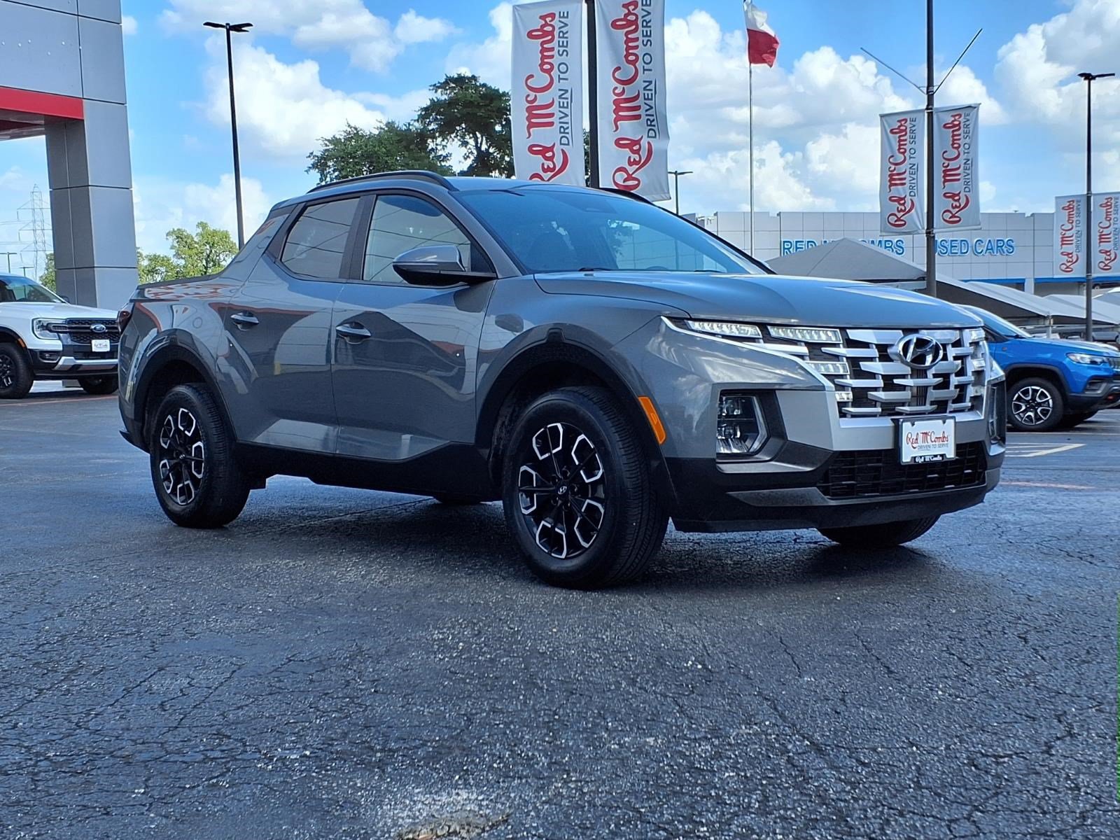 Used 2022 Hyundai Santa Cruz SEL Premium w/ Cargo Package AWD/4WD image 4