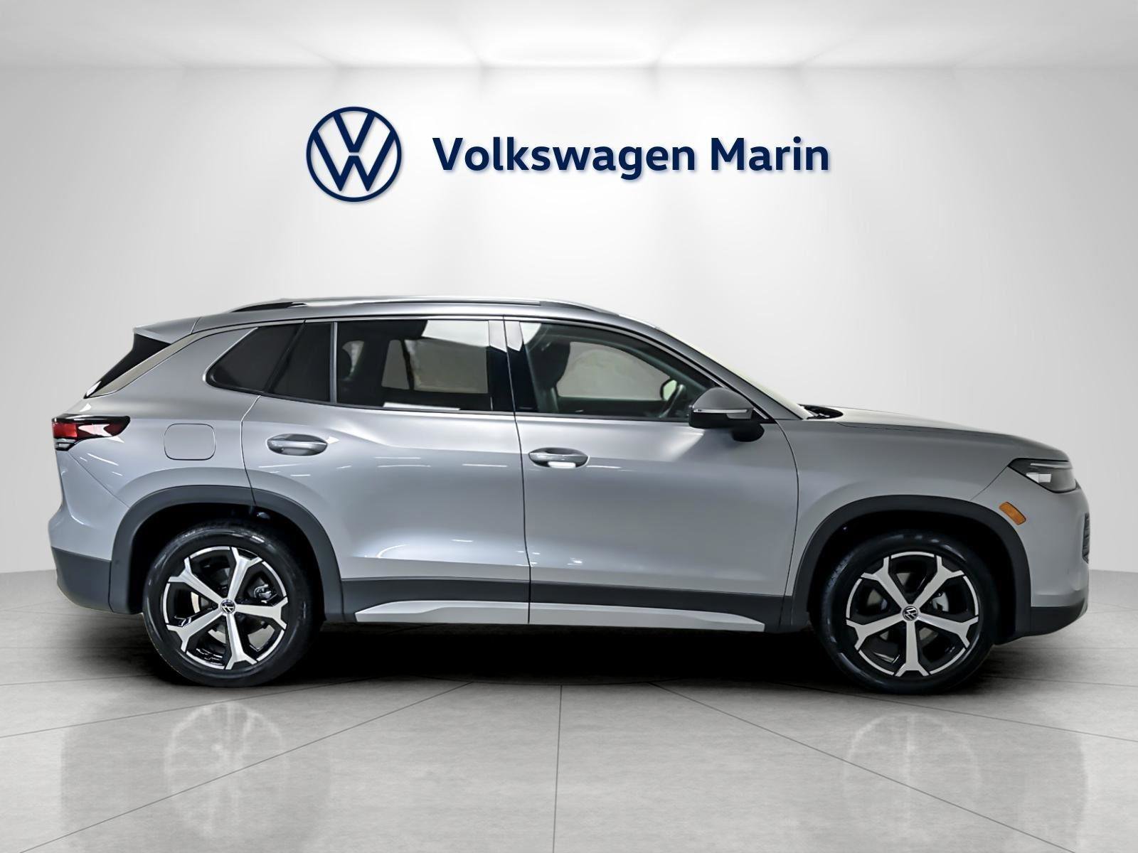 New 2026 Volkswagen Tiguan SE image 6