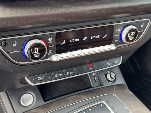 Used 2018 Audi Q5 Prestige w/ Prestige Package image 19