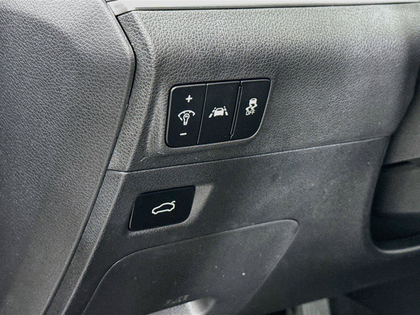 Used 2022 Kia K5 GT-Line FWD image 15