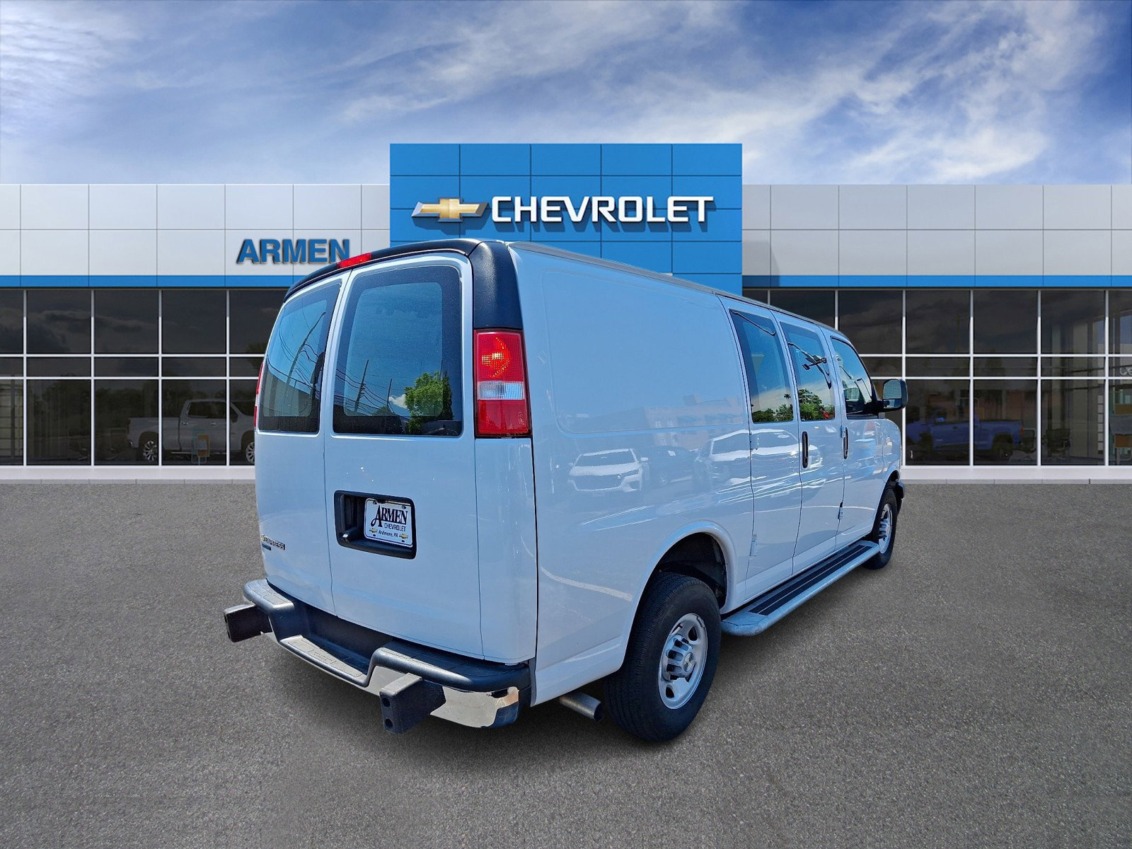 Certified 2024 Chevrolet Express 2500 w/ Driver Convenience Package RWD image 5
