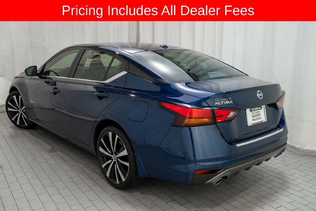 Used 2021 Nissan Altima 2.5 SR FWD image 3
