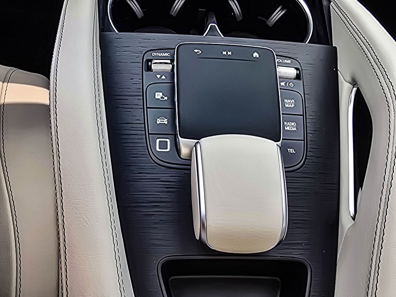 New 2026 Mercedes-Benz GLE 450 4MATIC image 16