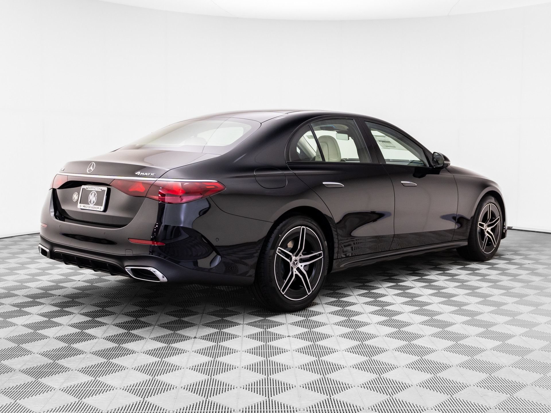 New 2026 Mercedes-Benz E 350 4MATIC Sedan image 5