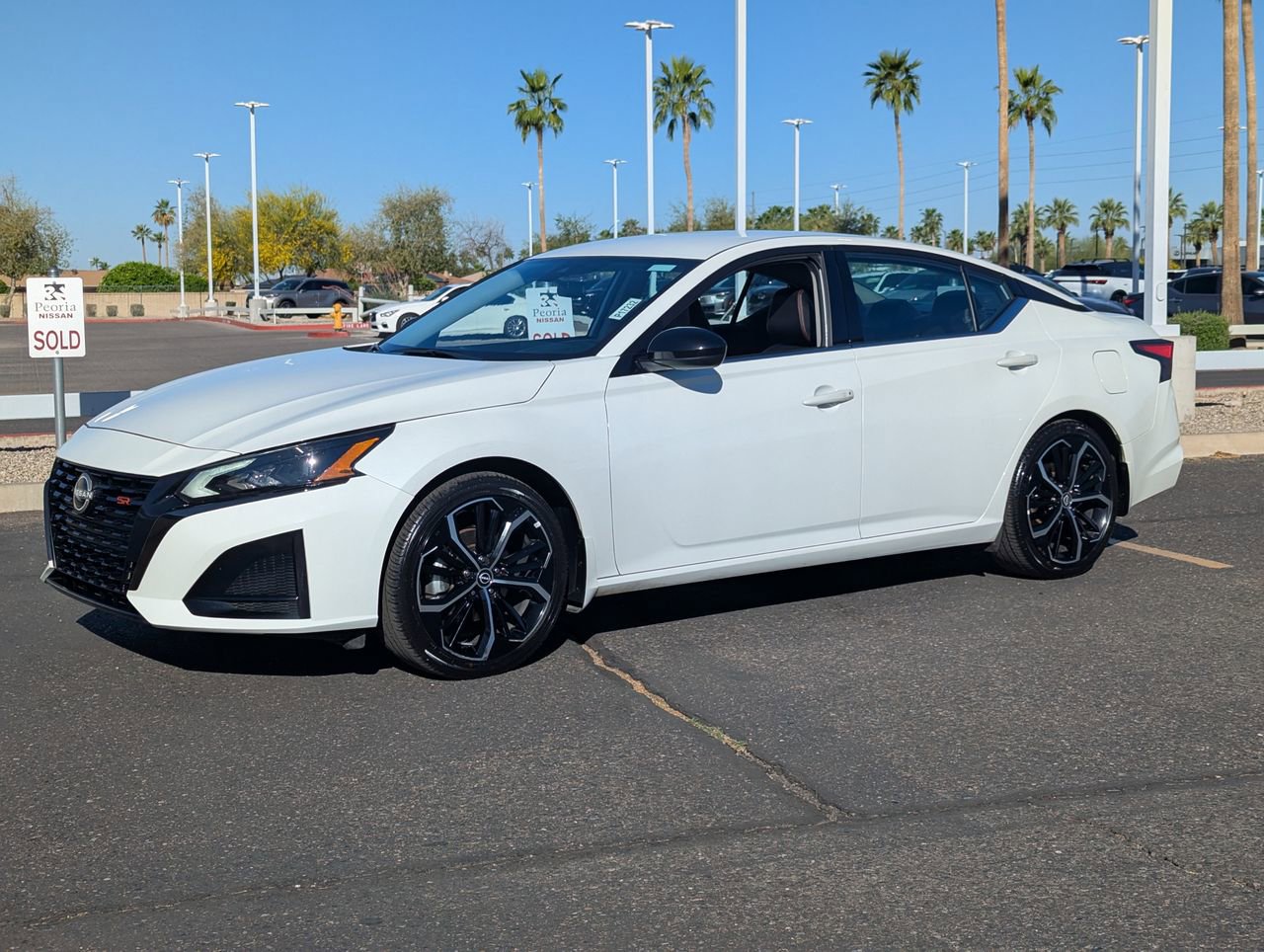 Certified 2025 Nissan Altima 2.5 SR image 5