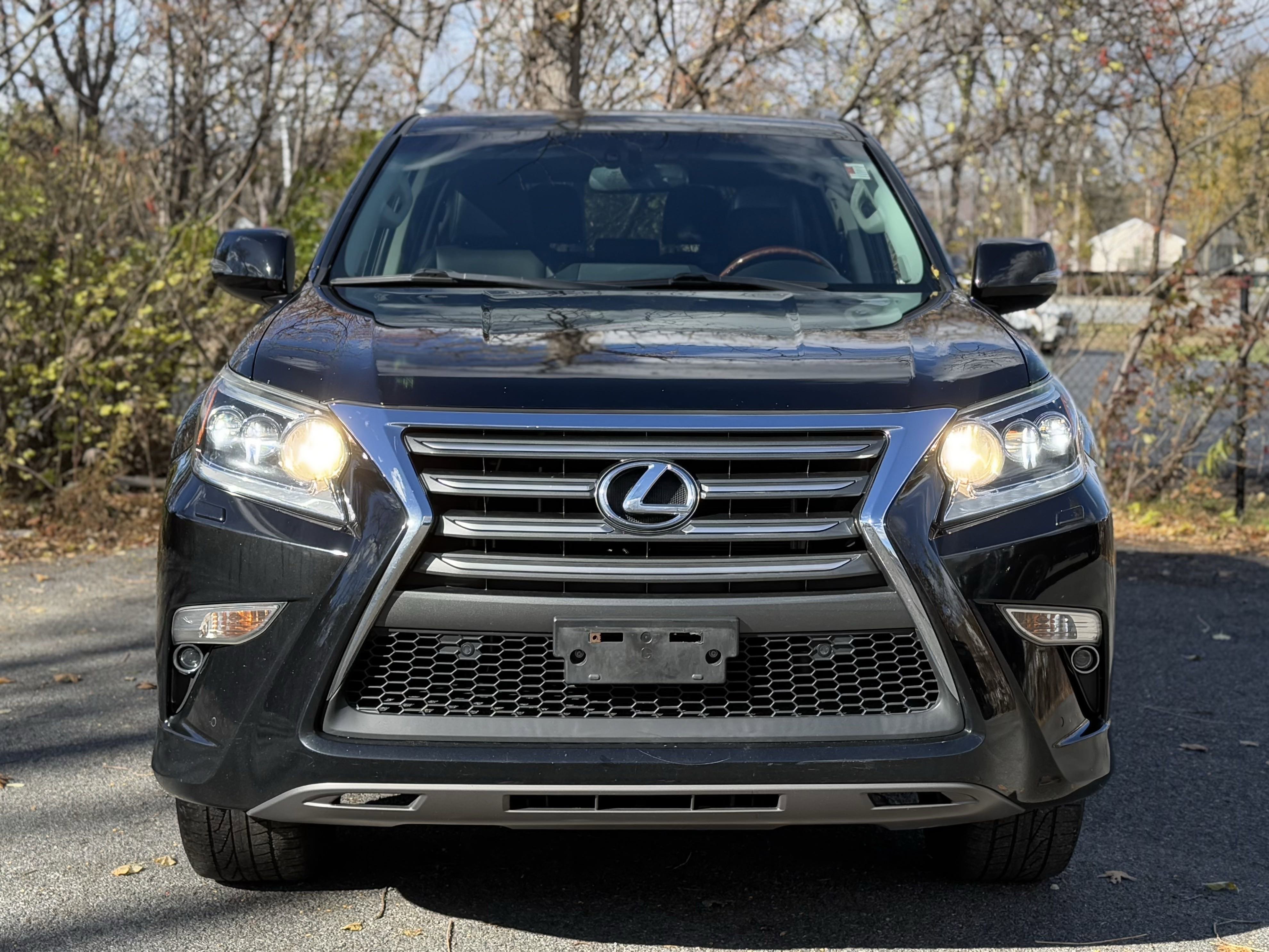 Used 2017 Lexus GX 460 image 14