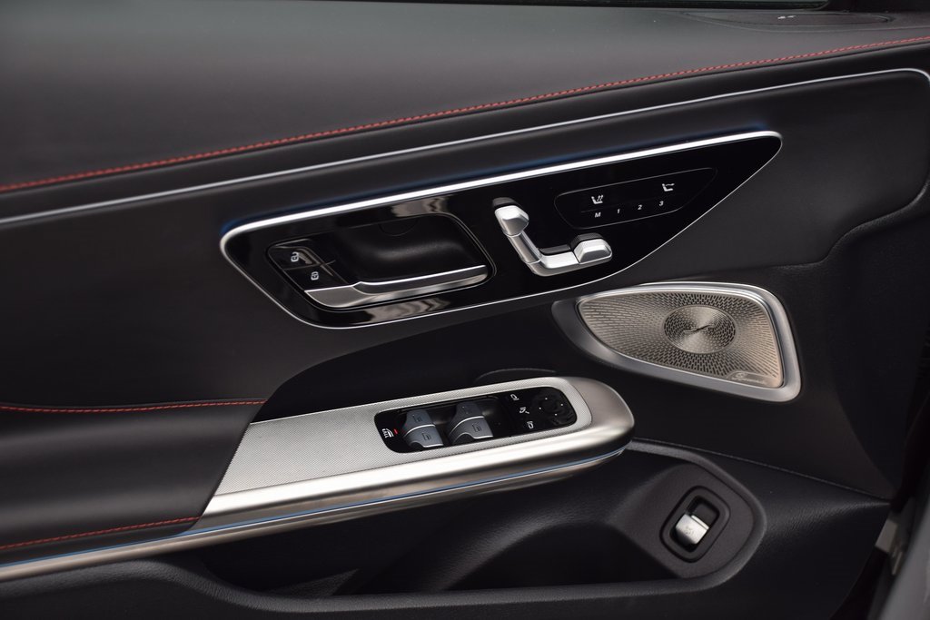 Certified 2025 Mercedes-Benz CLE 53 AMG 4MATIC Cabriolet image 20