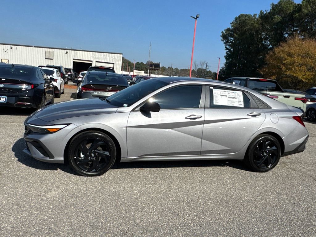 New 2026 Hyundai Elantra Sport video 2