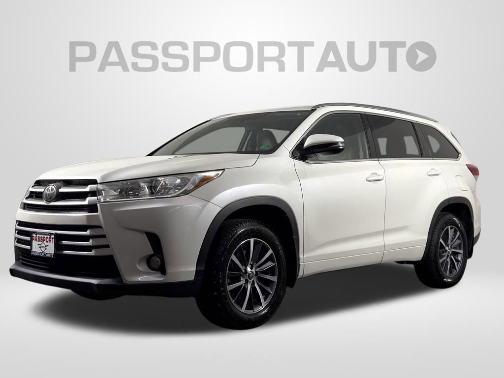 Used 2017 Toyota Highlander XLE