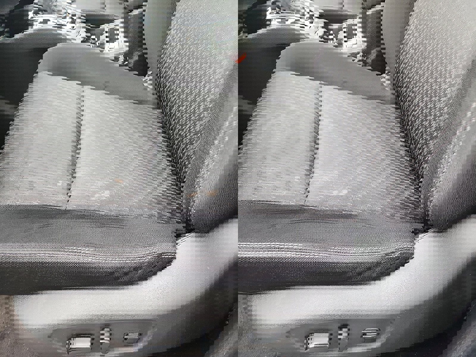 Used 2018 Nissan Rogue SV w/ Premium Package image 23