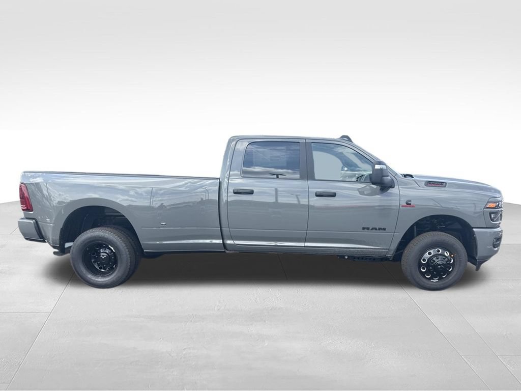 New 2027 RAM 3500 Big Horn AWD/4WD image 2