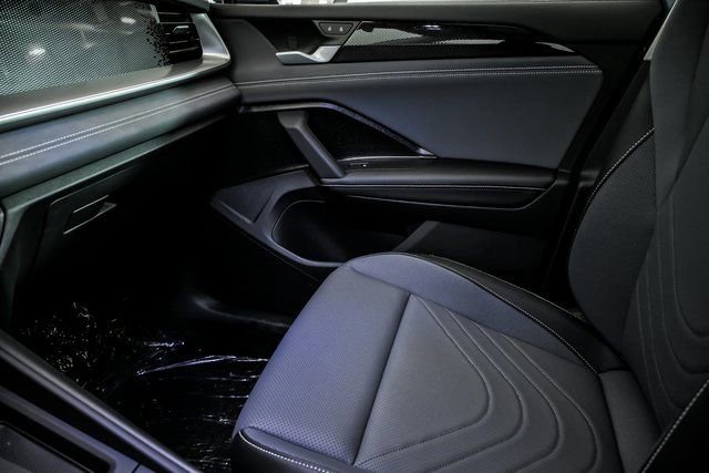 New 2026 Volkswagen Tiguan SE image 25