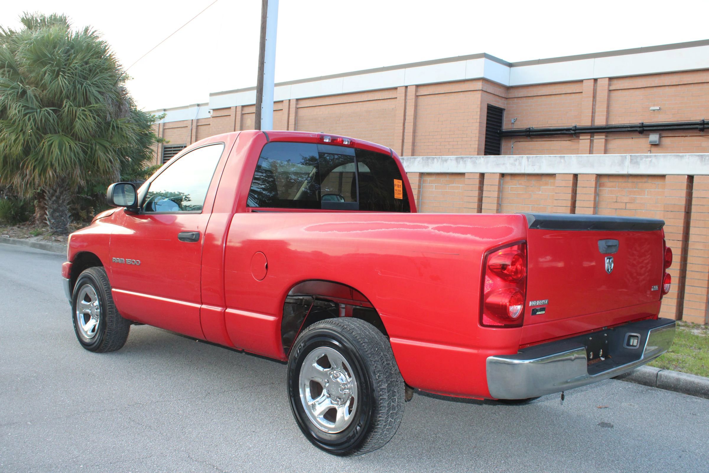 Used 2007 Dodge Ram 1500 Truck SLT image 2