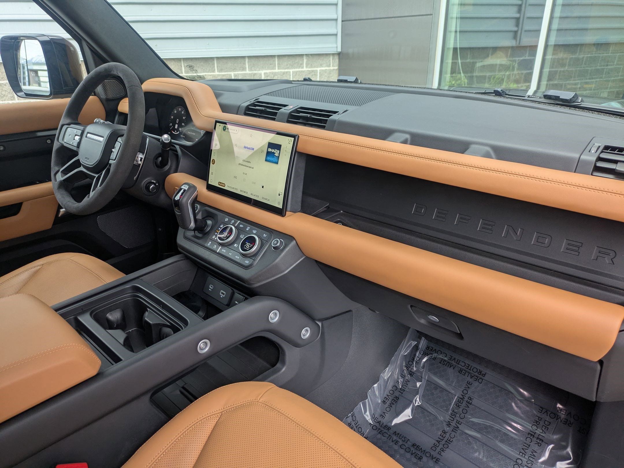 Certified 2023 Land Rover Defender 110 image 31