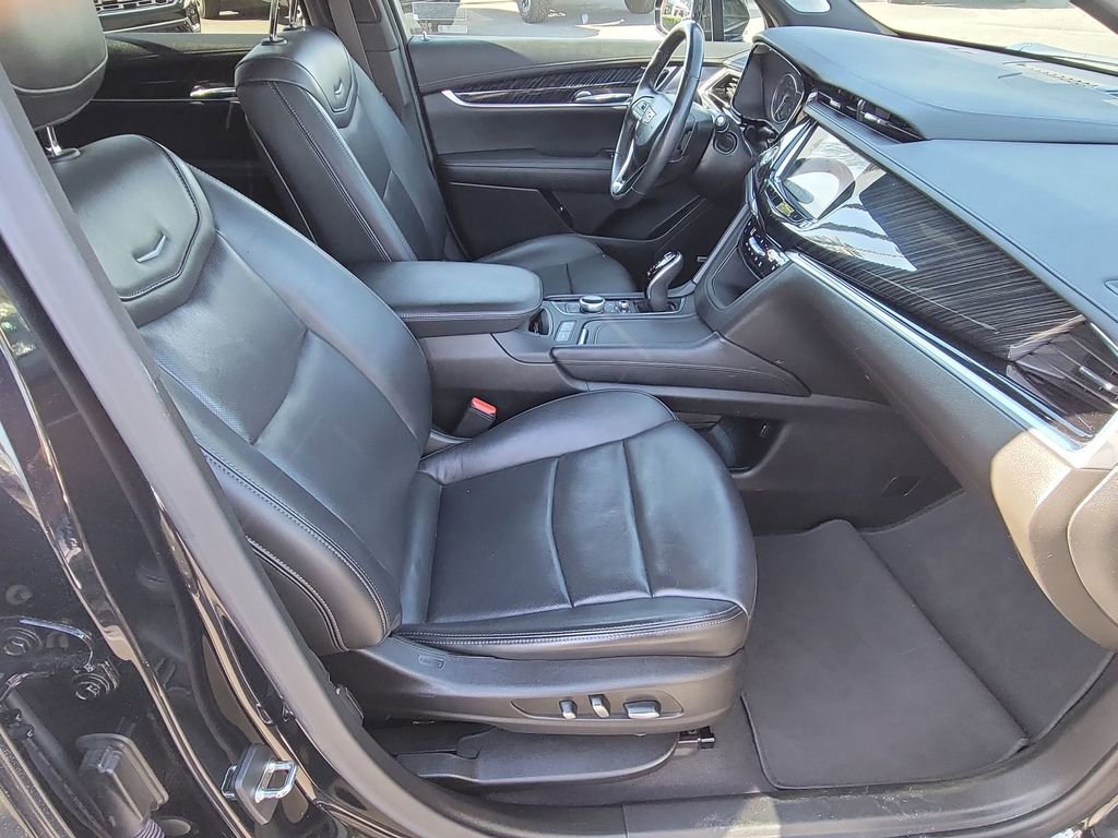 Certified 2023 Cadillac XT6 Premium Luxury image 29