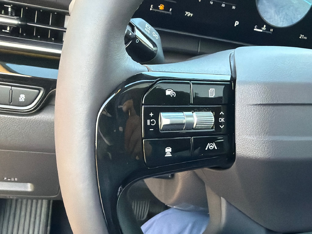 New 2027 Kia Carnival SX Prestige FWD image 30