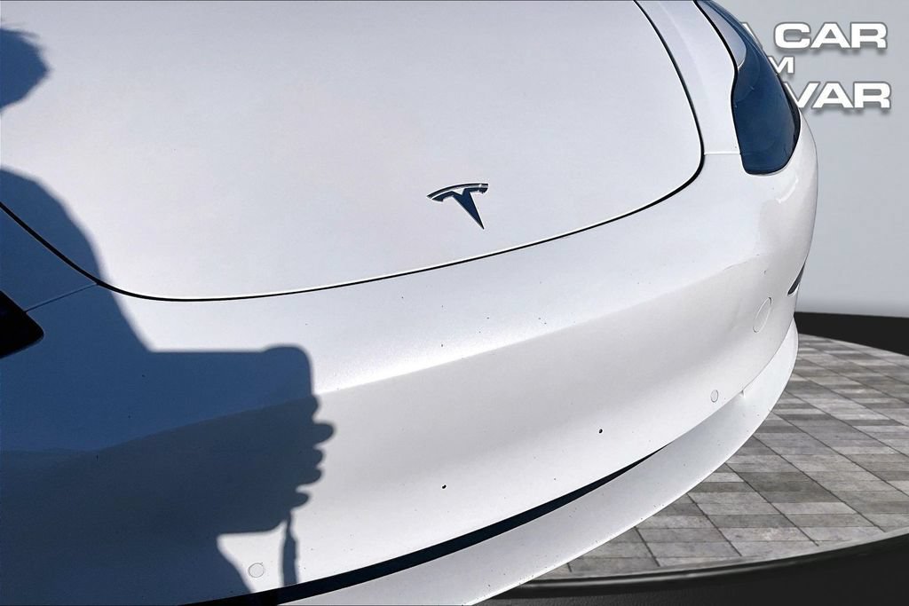Used 2022 Tesla Model 3 Long Range AWD/4WD image 27