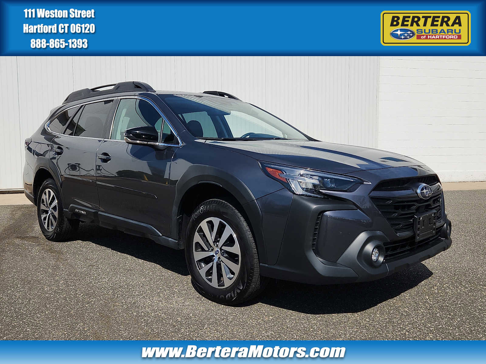 Used 2023 Subaru Outback Premium image 1