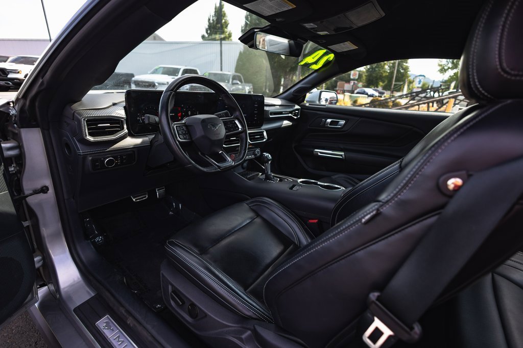 Used 2024 Ford Mustang Premium image 13
