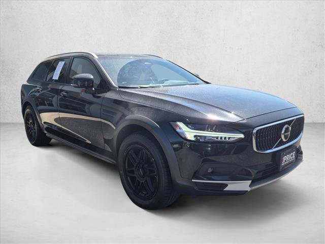 Used 2022 Volvo V90 B6 Cross Country w/ Advanced Package AWD/4WD video 3